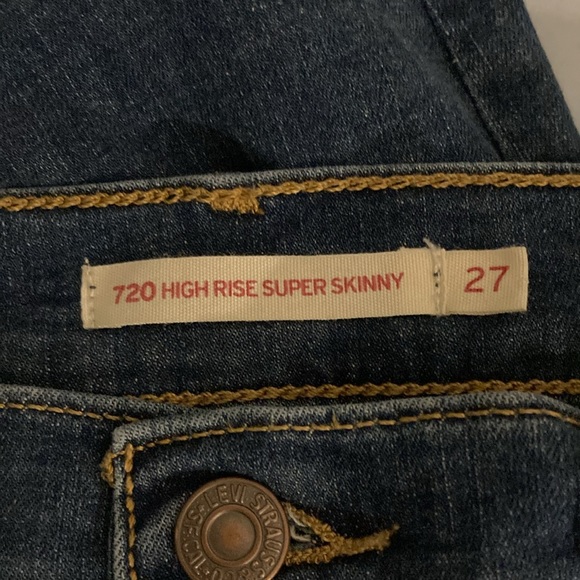 Levi’s high rise super skinny - Picture 3 of 4
